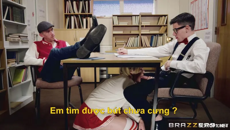 Xxx em ghệ tên đầu người tình ở trường vietsub