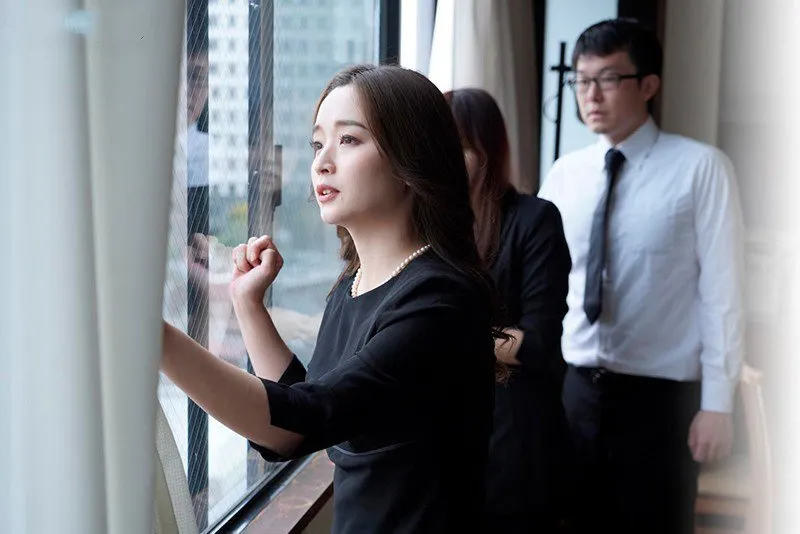 Chồng yêu mất 3 năm, mẹ kế trẻ tìm đến con người chồng giải tỏa thiếu thốn