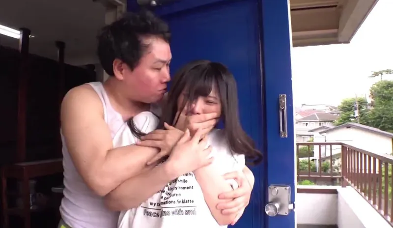 Tình đầu của tôi đã bị gã nhà cạnh bên xoạc tơi tả